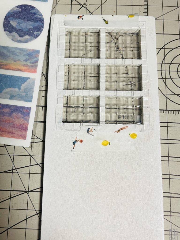 セリア ドールハウスドア（窓ガラスシート）